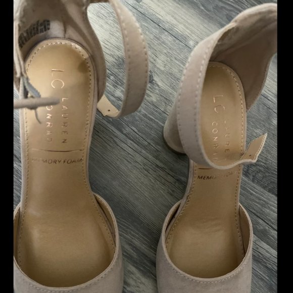 Women’s size 5.5 Nude Hydrangea heels, Lauren Conrad - Picture 3 of 5